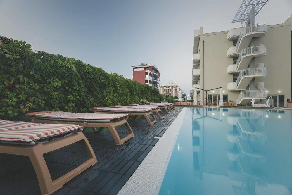 فندق سكن برينشيبه فاستو المظهر الخارجي الصورة